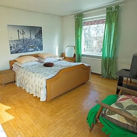 Lodge Sveciuose Pas Aldona *