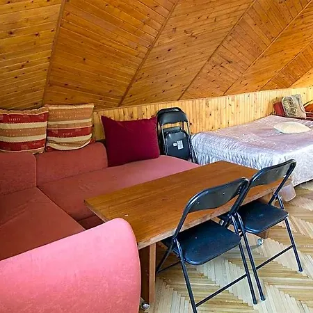 Lodge Sveciuose Pas Aldona *