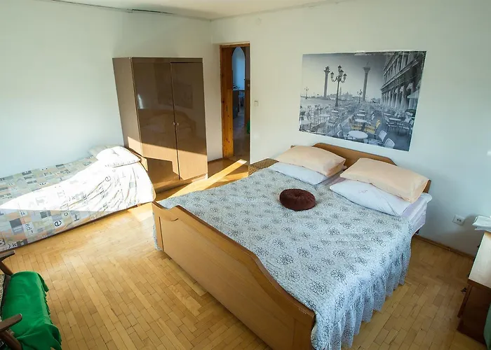 Lodge Sveciuose Pas Aldona *